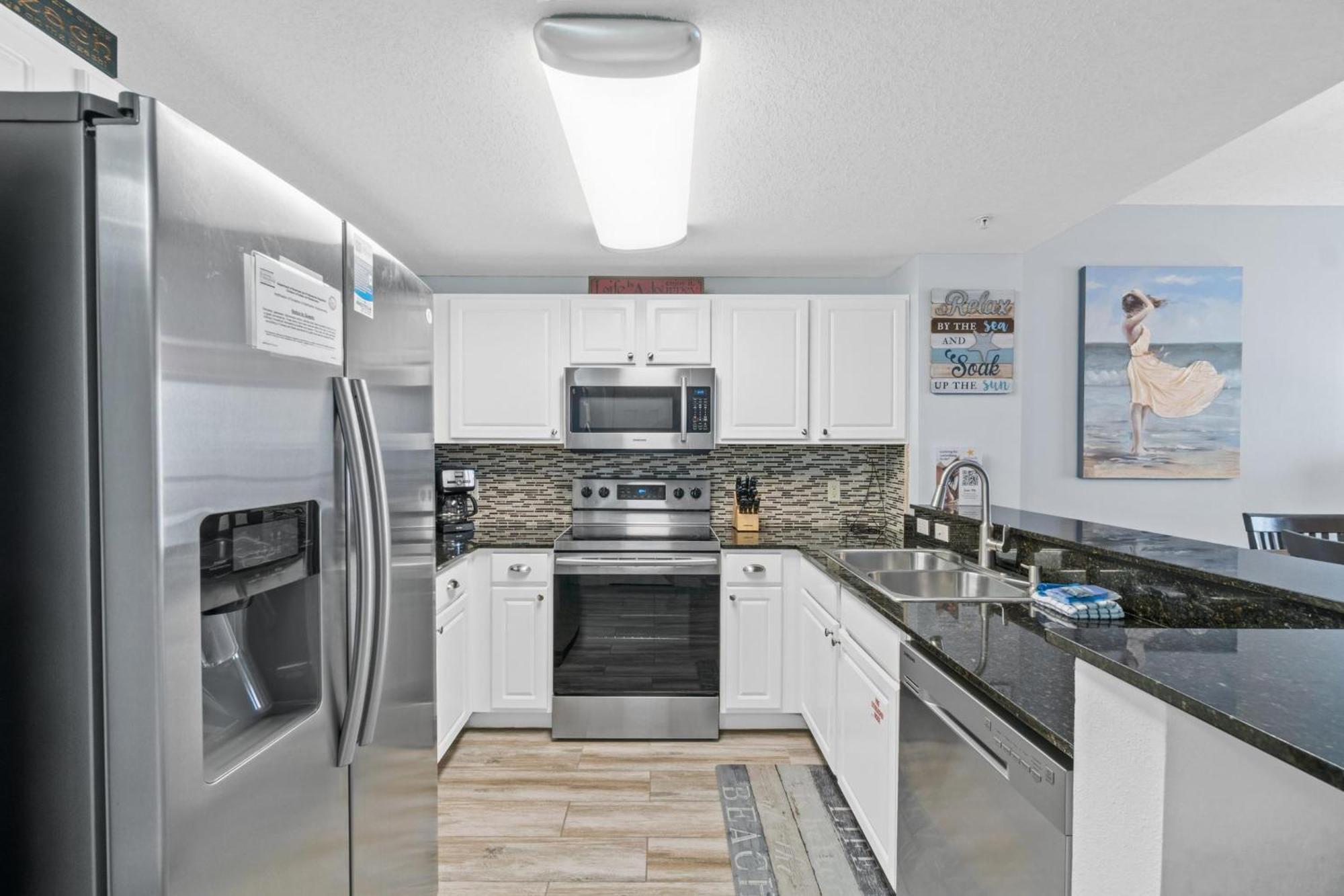 Calypso Towers Apartment